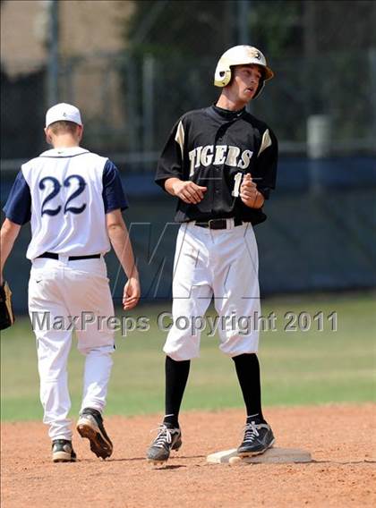 Thumbnail 3 in Irving @ Nimitz photogallery.