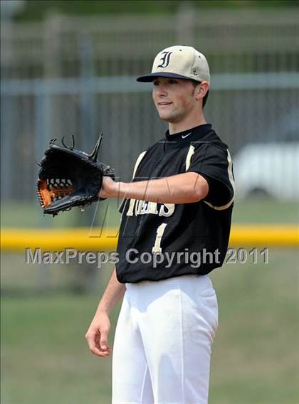 Thumbnail 3 in Irving @ Nimitz photogallery.