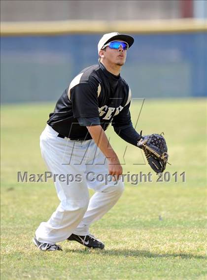 Thumbnail 3 in Irving @ Nimitz photogallery.