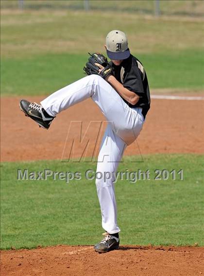 Thumbnail 3 in Irving @ Nimitz photogallery.