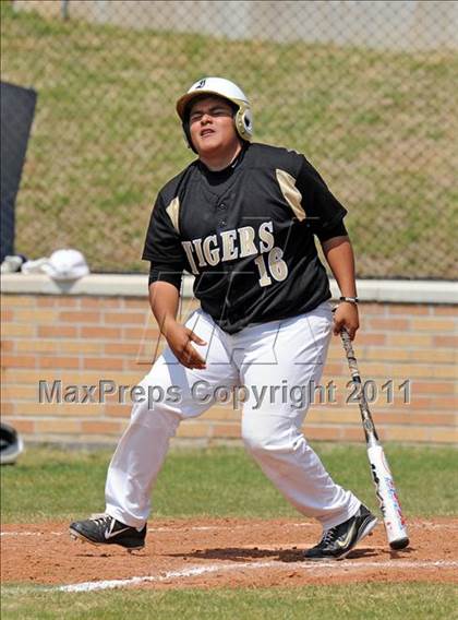 Thumbnail 2 in Irving @ Nimitz photogallery.