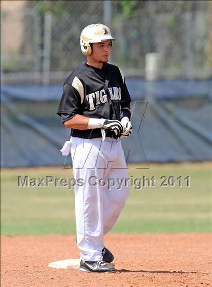 Thumbnail 2 in Irving @ Nimitz photogallery.