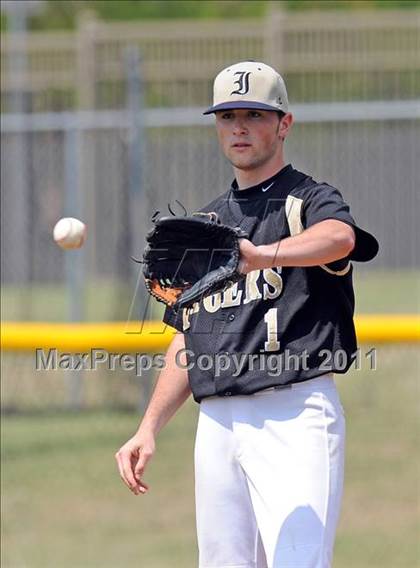 Thumbnail 1 in Irving @ Nimitz photogallery.