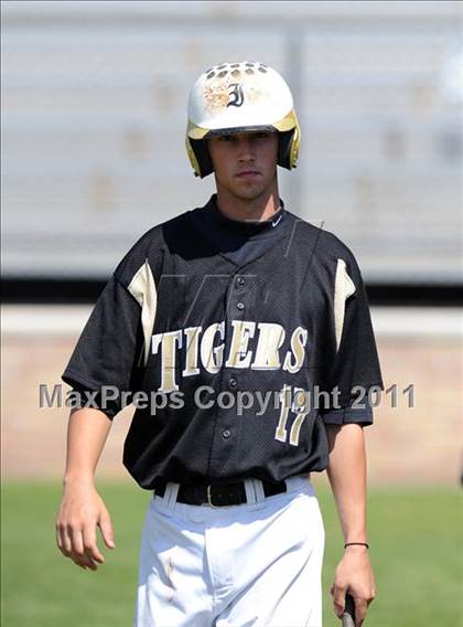 Thumbnail 3 in Irving @ Nimitz photogallery.