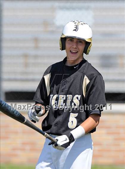 Thumbnail 3 in Irving @ Nimitz photogallery.