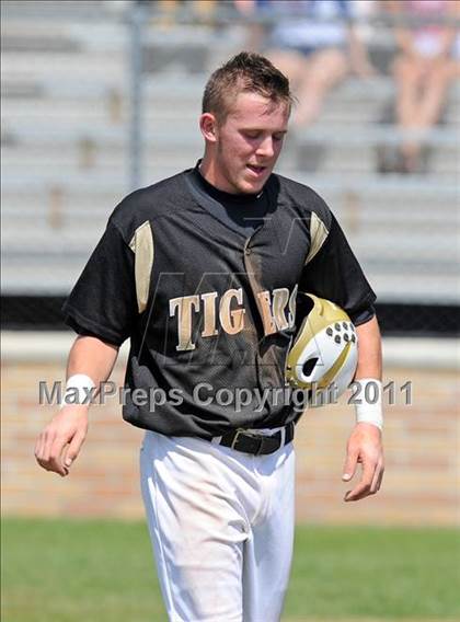 Thumbnail 3 in Irving @ Nimitz photogallery.