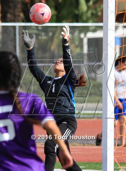 Thumbnail 3 in Garey vs Shadow Hills (CIF SS D7 2nd Round Playoff) photogallery.