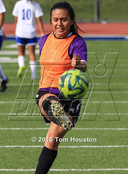 Thumbnail 3 in Garey vs Shadow Hills (CIF SS D7 2nd Round Playoff) photogallery.
