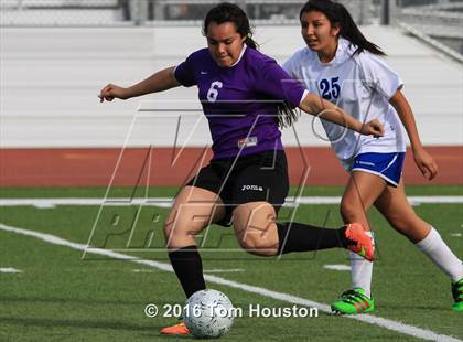 Thumbnail 3 in Garey vs Shadow Hills (CIF SS D7 2nd Round Playoff) photogallery.