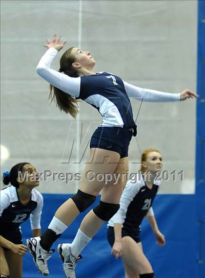 Thumbnail 3 in Vista del Lago vs. Union Mine (CIF SJS D3 Final) photogallery.