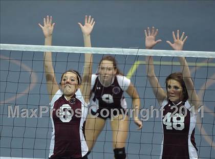 Thumbnail 1 in Vista del Lago vs. Union Mine (CIF SJS D3 Final) photogallery.