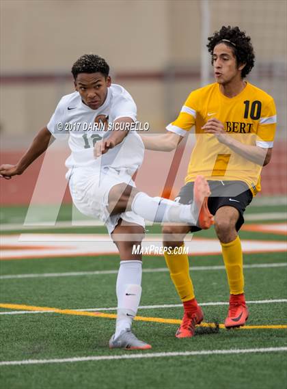 Thumbnail 3 in Campo Verde vs. Gilbert (Coyote Classic) photogallery.