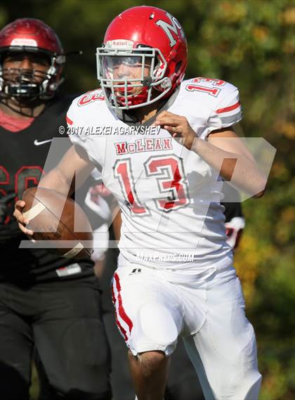 Thumbnail 3 in McLean @ Herndon photogallery.