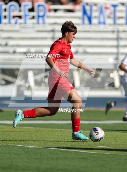 Thumbnail 3 in Regis Jesuit vs. Liberty (CHSAA 5A Quarterfinal) photogallery.
