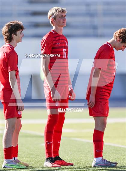 Thumbnail 2 in Regis Jesuit vs. Liberty (CHSAA 5A Quarterfinal) photogallery.