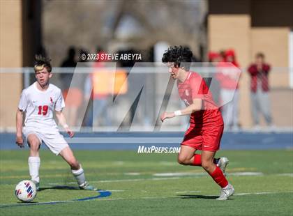Thumbnail 2 in Regis Jesuit vs. Liberty (CHSAA 5A Quarterfinal) photogallery.