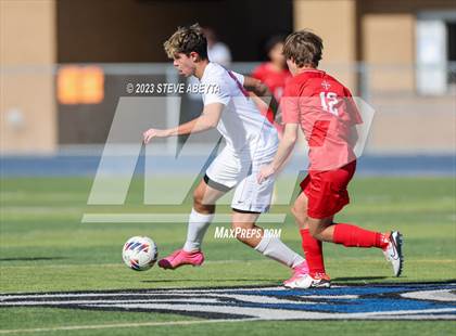 Thumbnail 2 in Regis Jesuit vs. Liberty (CHSAA 5A Quarterfinal) photogallery.