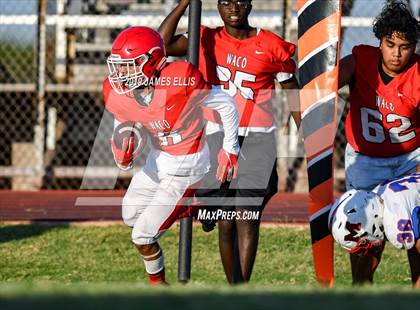 Thumbnail 2 in Waco vs. Midway photogallery.