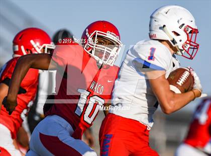 Thumbnail 3 in Waco vs. Midway photogallery.