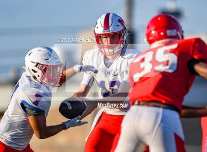 Thumbnail 1 in Waco vs. Midway photogallery.