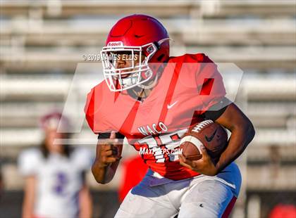 Thumbnail 3 in Waco vs. Midway photogallery.
