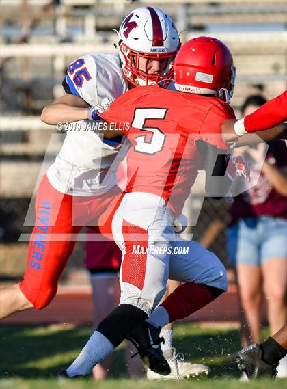 Thumbnail 1 in Waco vs. Midway photogallery.