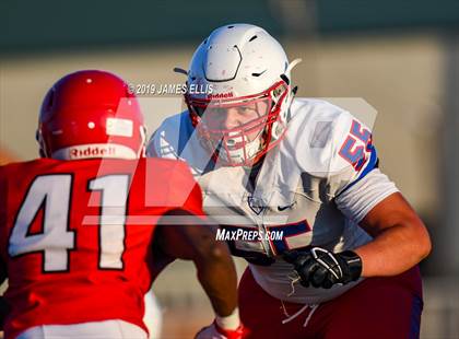 Thumbnail 2 in Waco vs. Midway photogallery.