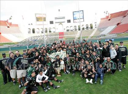 Thumbnail 2 in San Pedro vs. Narbonne (CIF LACS Final) photogallery.