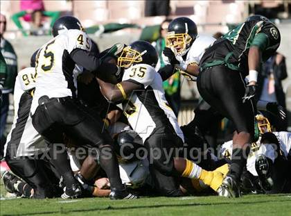 Thumbnail 1 in San Pedro vs. Narbonne (CIF LACS Final) photogallery.