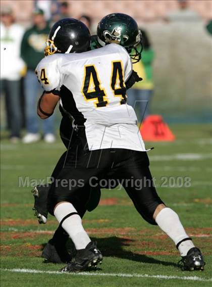 Thumbnail 3 in San Pedro vs. Narbonne (CIF LACS Final) photogallery.