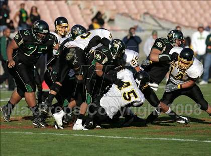 Thumbnail 2 in San Pedro vs. Narbonne (CIF LACS Final) photogallery.
