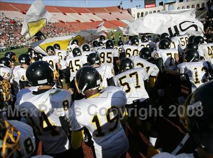Thumbnail 2 in San Pedro vs. Narbonne (CIF LACS Final) photogallery.
