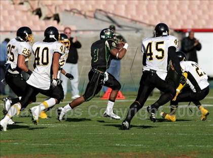 Thumbnail 2 in San Pedro vs. Narbonne (CIF LACS Final) photogallery.