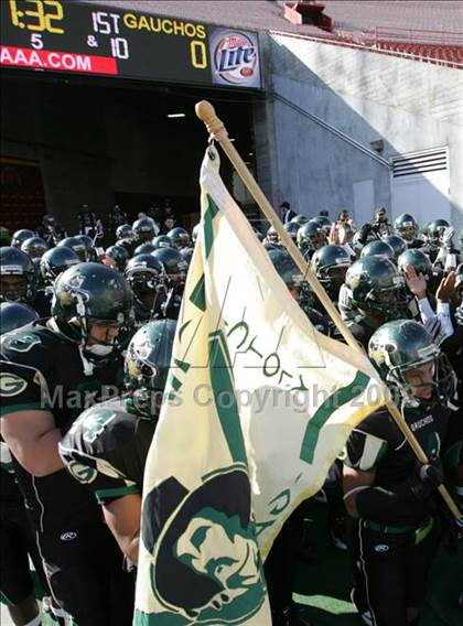 Thumbnail 2 in San Pedro vs. Narbonne (CIF LACS Final) photogallery.