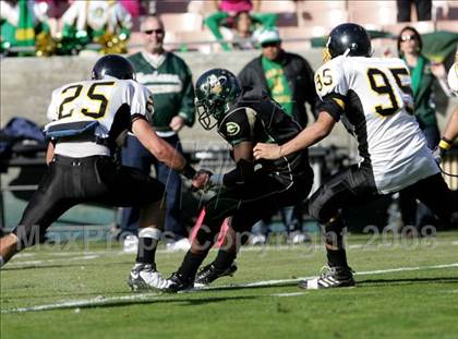 Thumbnail 3 in San Pedro vs. Narbonne (CIF LACS Final) photogallery.