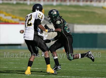 Thumbnail 2 in San Pedro vs. Narbonne (CIF LACS Final) photogallery.