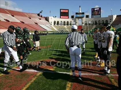 Thumbnail 2 in San Pedro vs. Narbonne (CIF LACS Final) photogallery.