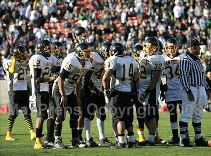Thumbnail 1 in San Pedro vs. Narbonne (CIF LACS Final) photogallery.