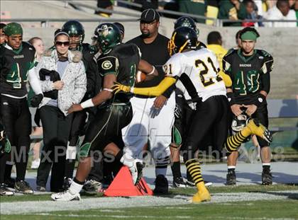 Thumbnail 3 in San Pedro vs. Narbonne (CIF LACS Final) photogallery.