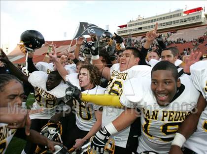 Thumbnail 3 in San Pedro vs. Narbonne (CIF LACS Final) photogallery.