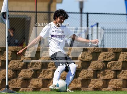 Thumbnail 1 in Liberty Hill vs. Highland Park (UL 5A Soccer Division II Final) photogallery.