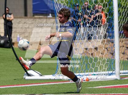 Thumbnail 3 in Liberty Hill vs. Highland Park (UL 5A Soccer Division II Final) photogallery.