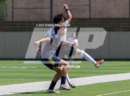 Thumbnail 3 in Liberty Hill vs. Highland Park (UL 5A Soccer Division II Final) photogallery.