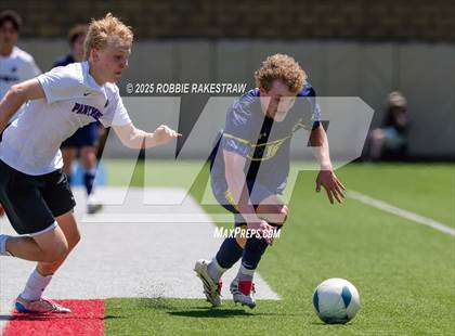 Thumbnail 3 in Liberty Hill vs. Highland Park (UL 5A Soccer Division II Final) photogallery.