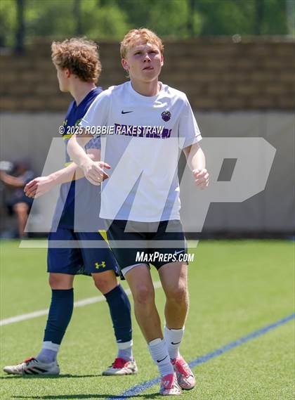 Thumbnail 3 in Liberty Hill vs. Highland Park (UL 5A Soccer Division II Final) photogallery.