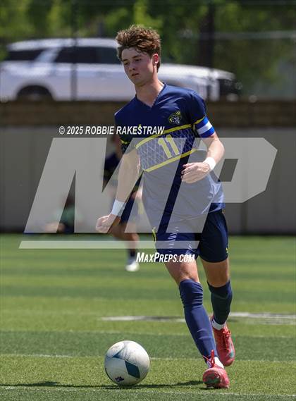 Thumbnail 3 in Liberty Hill vs. Highland Park (UL 5A Soccer Division II Final) photogallery.