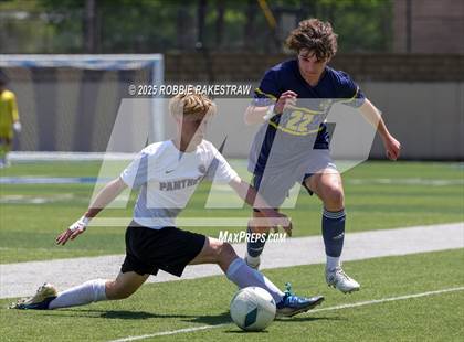 Thumbnail 3 in Liberty Hill vs. Highland Park (UL 5A Soccer Division II Final) photogallery.