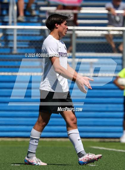 Thumbnail 3 in Liberty Hill vs. Highland Park (UL 5A Soccer Division II Final) photogallery.
