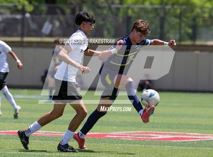 Thumbnail 2 in Liberty Hill vs. Highland Park (UL 5A Soccer Division II Final) photogallery.