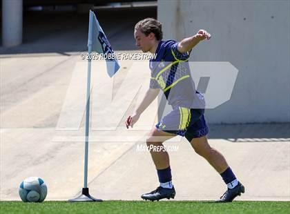 Thumbnail 2 in Liberty Hill vs. Highland Park (UL 5A Soccer Division II Final) photogallery.